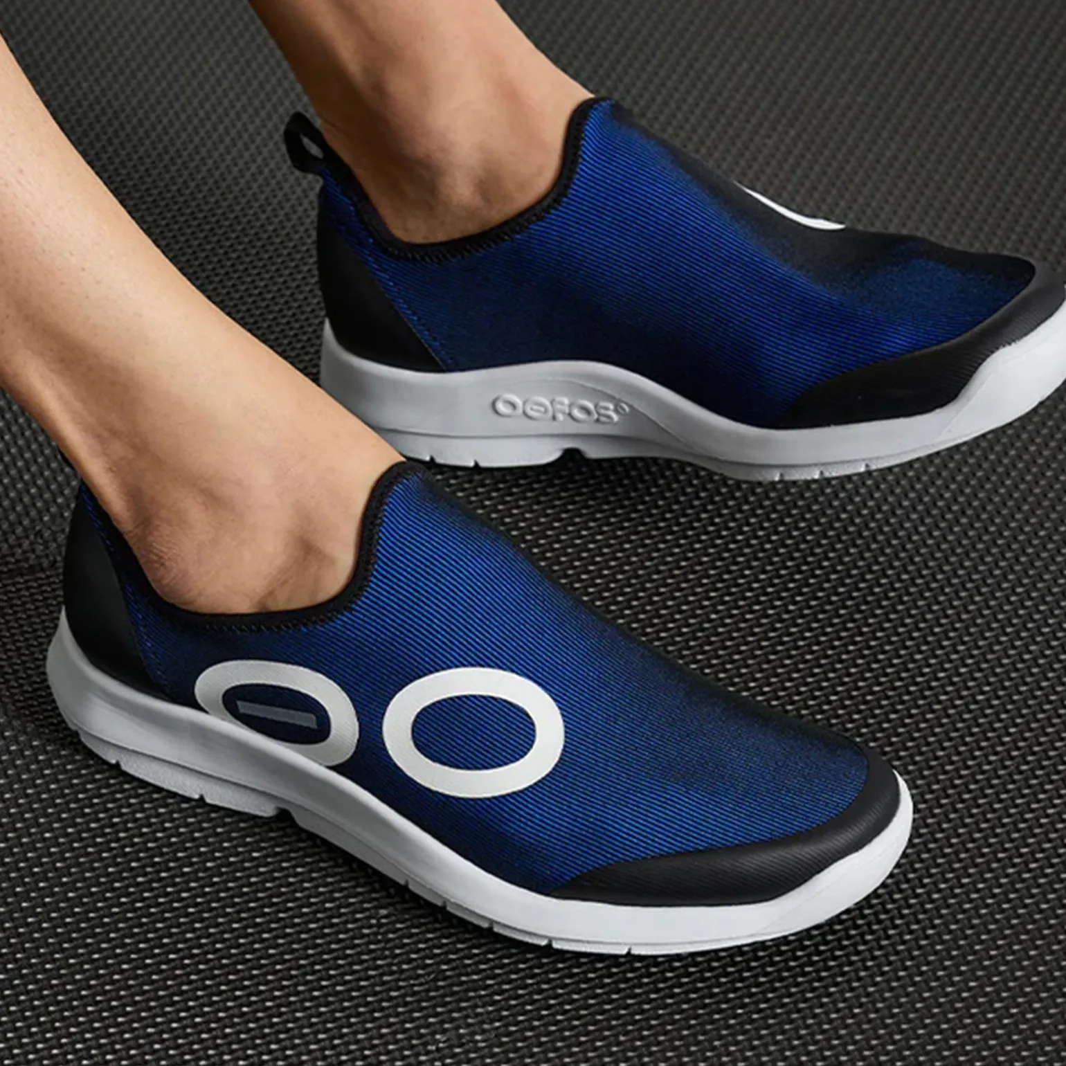 Men's Oofos, OOmg Sport Slip-On Recovery Shoe