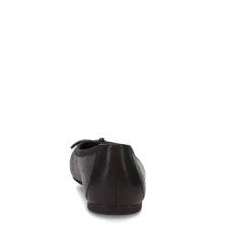 Women's Born, Brin Flat