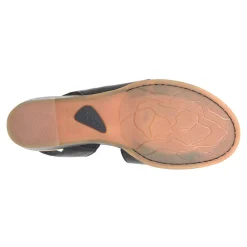 Women's Born, Crista Sandal