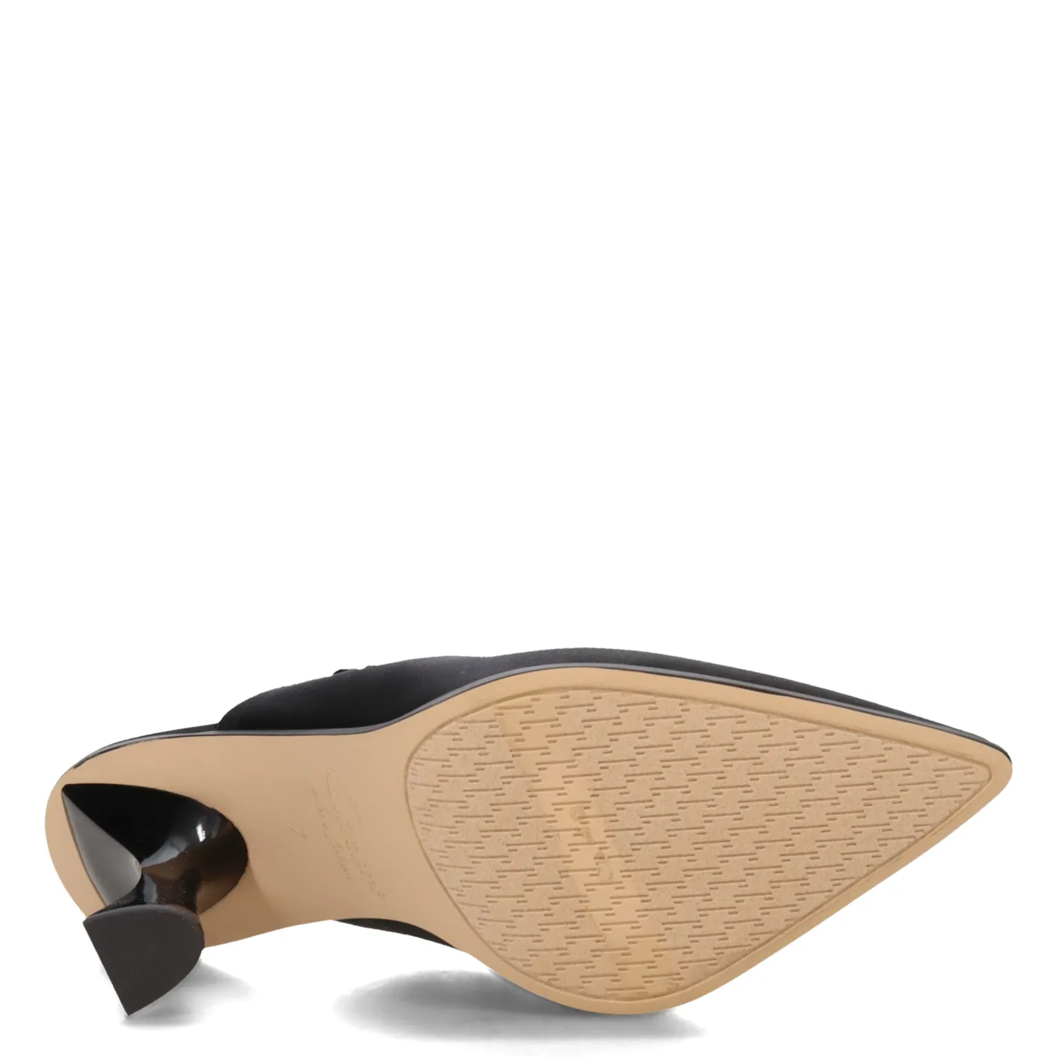 Women's Circus NY, Monique Pump