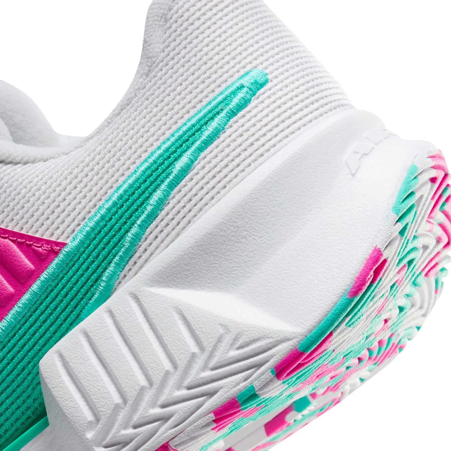 Women's Nike, Zoom Challenge Pickleball Shoe